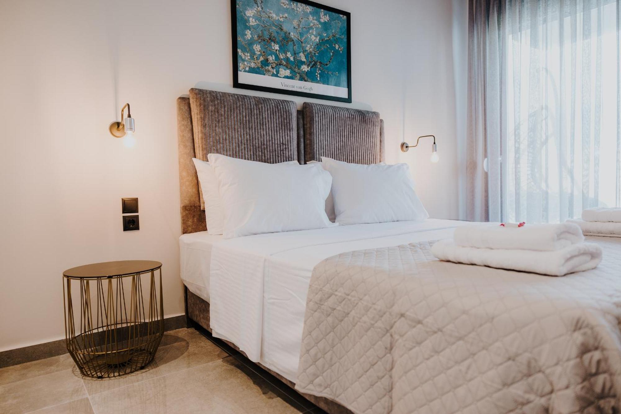 Pearl Apartel Volos